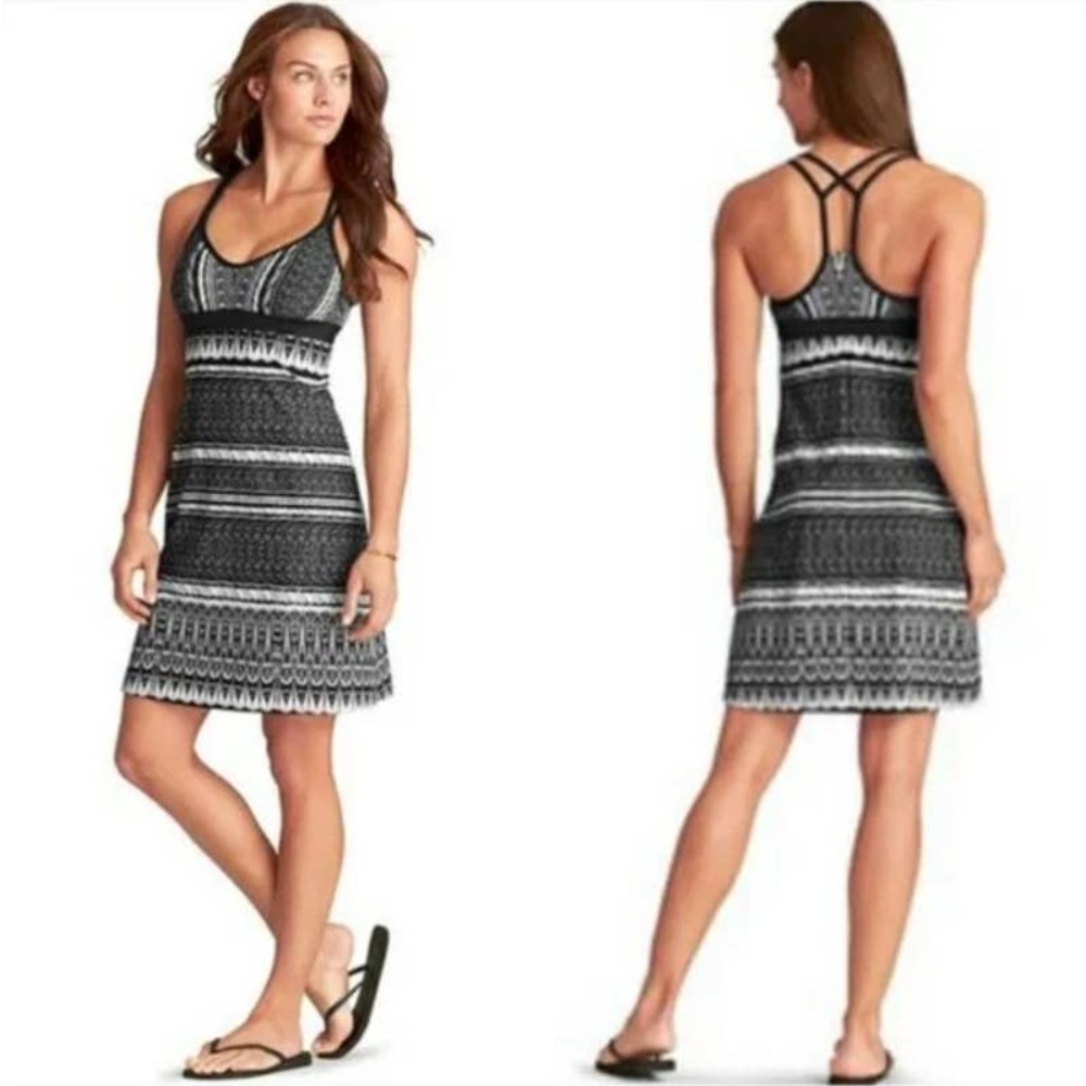 Athleta Built In Bra Coastline Swim Dress Size XS Black Tribal Printed Racerback